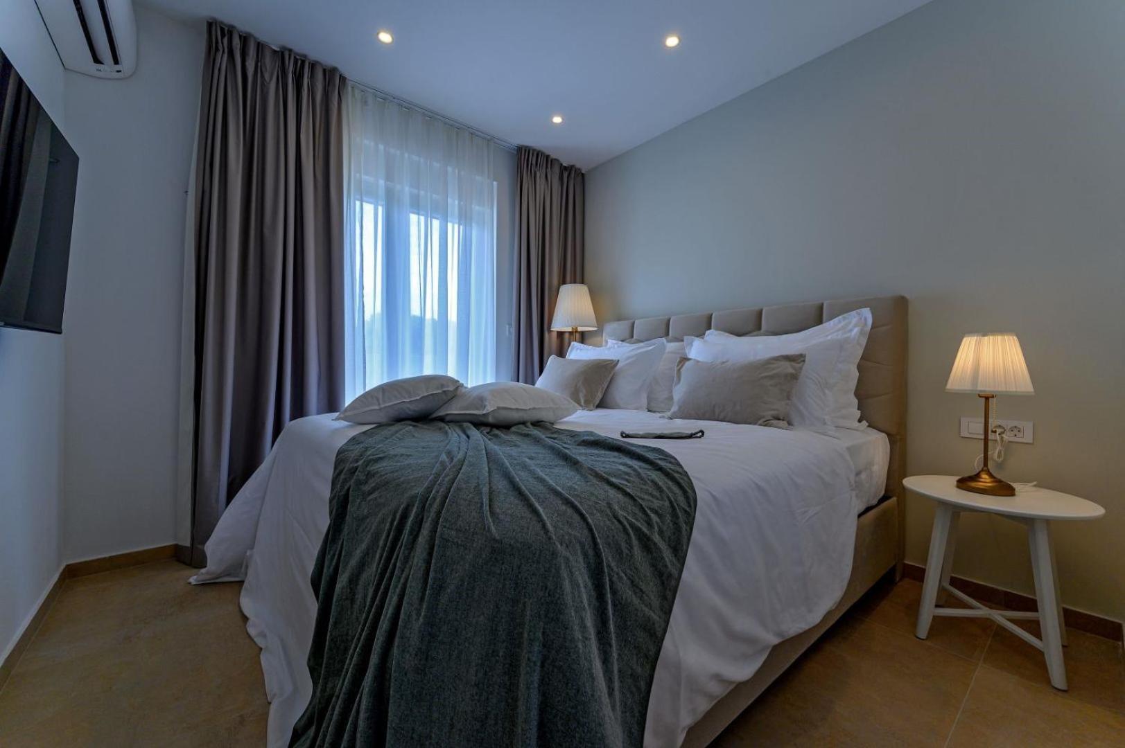 Luxury Villa Del Sogno With Pool, Jacuzzi, Parking Okrug Gornji Exterior photo